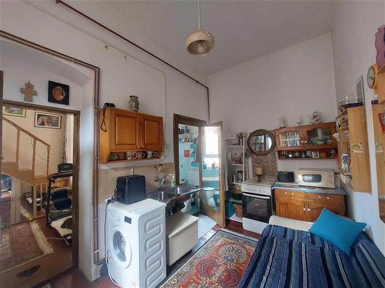 Apartament cu 2 camere si zona de dormit, ultracentral - 4