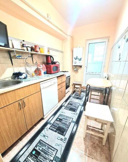 Apart. 1 camera str. Scolilor etaj 1 mobilat - 5