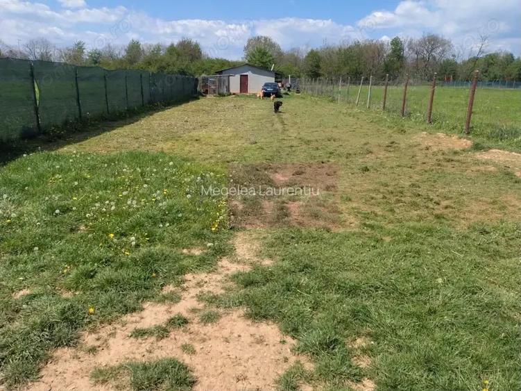 Teren cu constructie de vanzare in Urleta Teren cu constructie de vanzare in Urleta