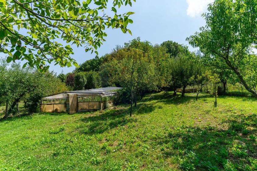 Casa / Vila cu 10 camere amplasate in 2 corpuri de cladire de vanzare - 41