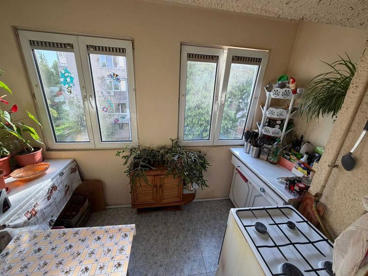 Apartament 2 camere decomandat - 3