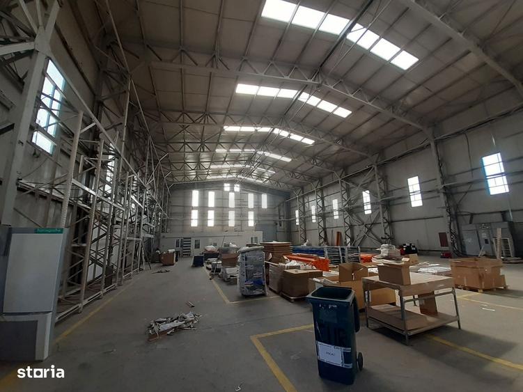 Hala de 1500 mp in zona metrou Republica - 6