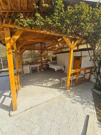 VILĂ ELEGANTĂ CU PRIVELIȘTE DEOSEBITĂ – VALENII DE MUNTE - 27