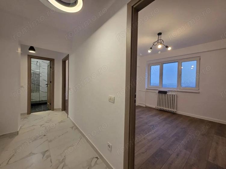 Piata Victoriei - apartament modern .- 3 camere decomandate . Renovat ! - 3