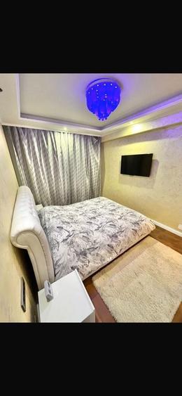 Vand apartament cu 2 camere decomandate - 1
