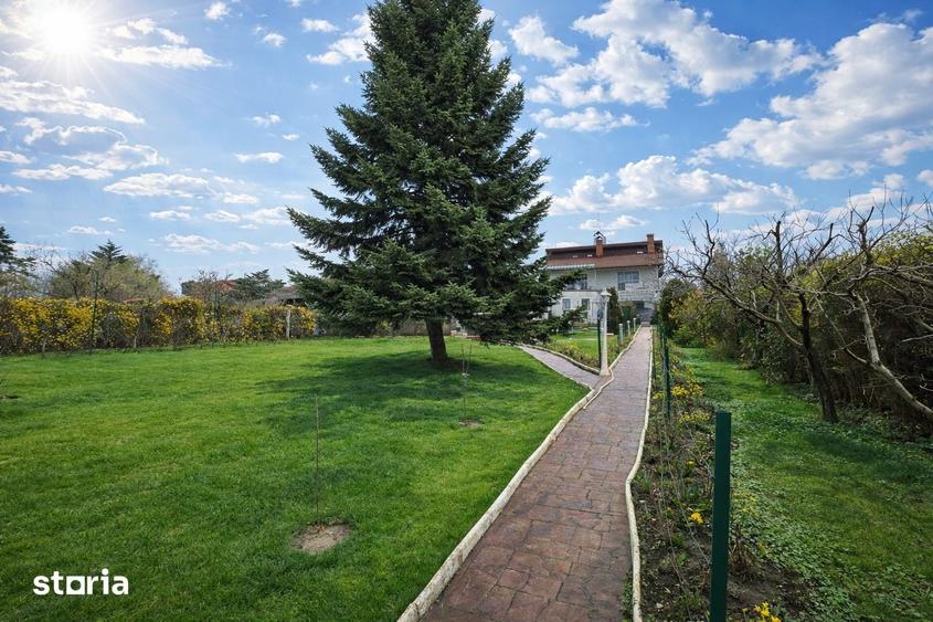 Casă cu 5 camere cu Teren 1500 Mp în Snagov
