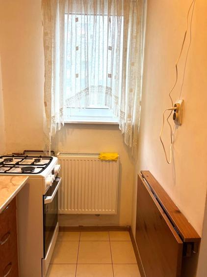 Garsoniera METROU - 7