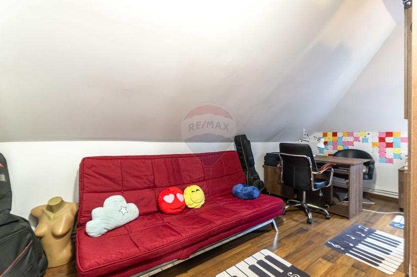 Vila cu 8 camere, 7150 mp teren intravilan I OZUN, COVASNA| COMISION 0 - 38