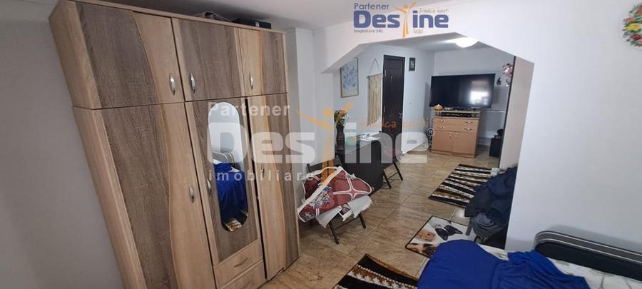 Casă individuală cu 2 camere cu Teren 100 Mp în Galata