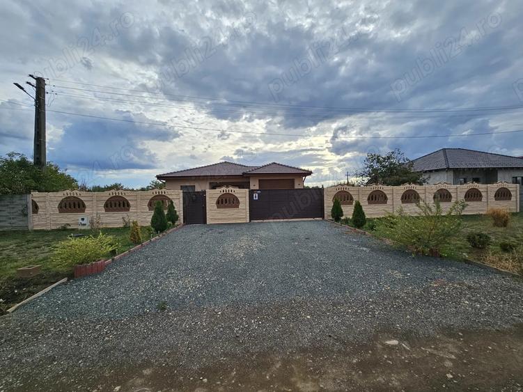 Casa de vanzare in Peciu Nou - 10