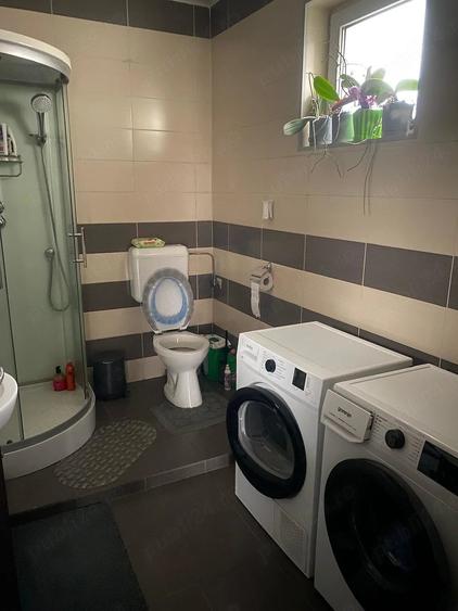 Casă cu 4 camere cu Teren 250 Mp în Geamăna