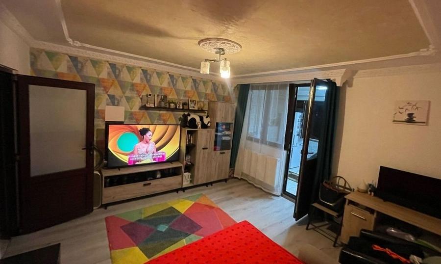 Iancului metrou Avrig,bl. 1978,reabilitat,2/10,balcon inchis, AC,mobilata. - 1