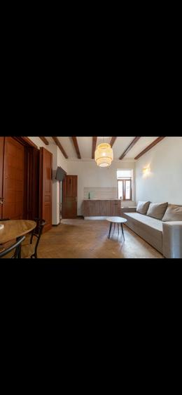 Villa 20 rooms for sale / Calea Victoriei - 5