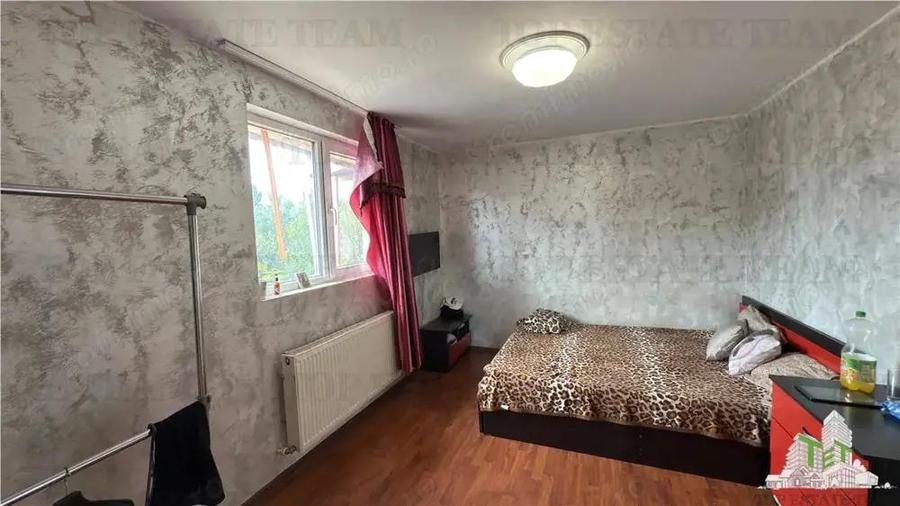 Casa individuala cu 8 camere in zona metrou Republica - 11