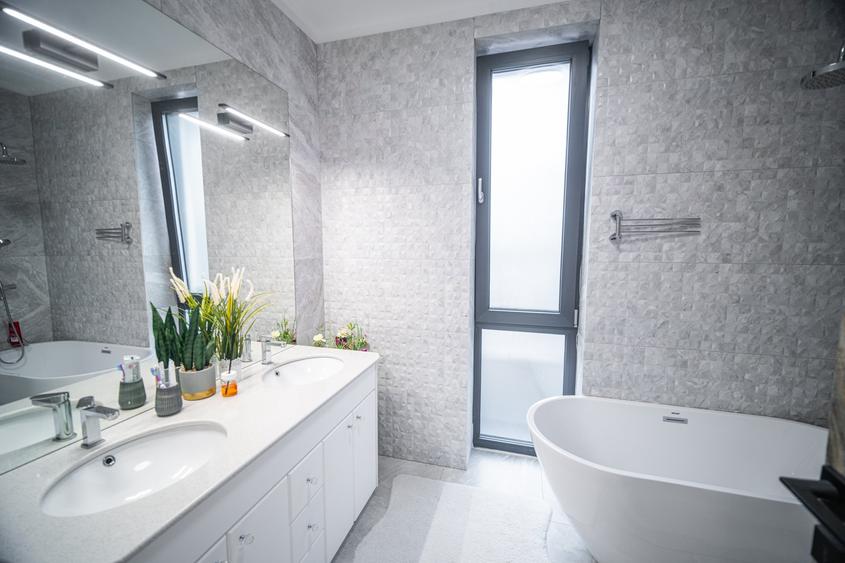 VILA MOBILATA - PIPERA - PISCINA - SMART HOME - COMISION 0% - 2