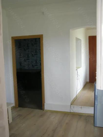 Spatiu de inchiriat la casa, central, 60 mpu x 33 lei mp Ploiesti - 3