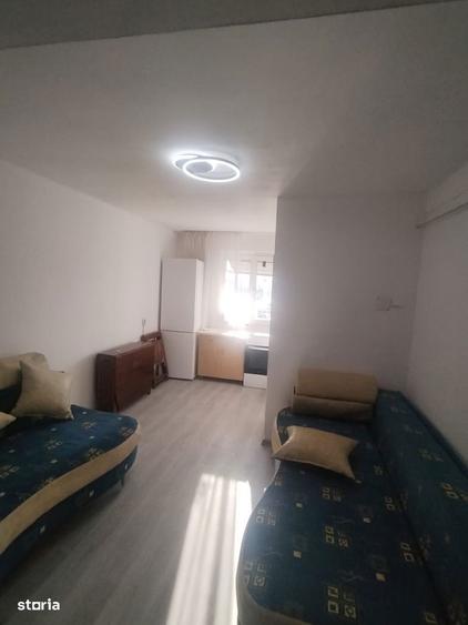 Garsoniera piata Nicolina, baie proprie,etaj 3 - 3