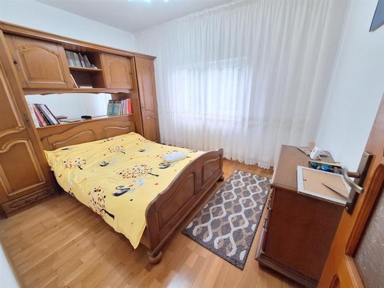 Apartament  2 camere semidecomandat, mobilat si utilat, zona Narcisa - 6