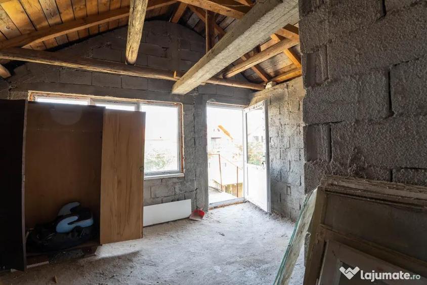 Casa de vanzare in Craiova - ideala pentru familie sau investitie - 4