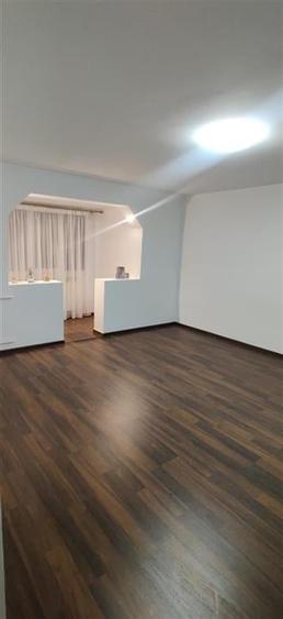 RECO . Apartament cu 2 camere . Rogerius . - 6