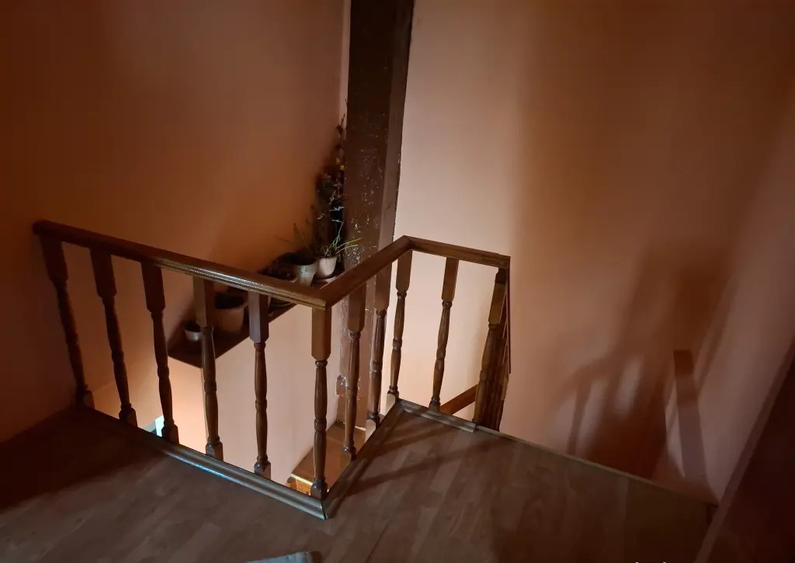 Apartament 4 camere in casa P+1 - zona 1 Oradea - 5