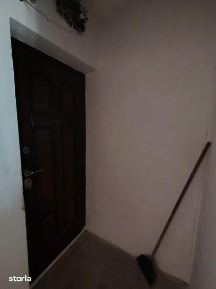 Pret imbatabil! 2 camere , et 2, zona Tribunalul Nou. - 12