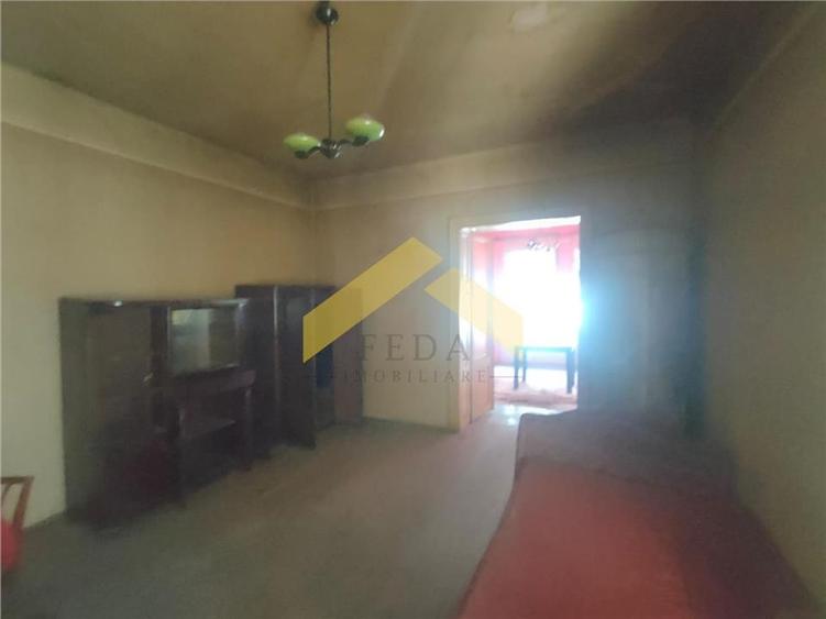 Casa cu 6 camere de vanzare Ultracentral - 8