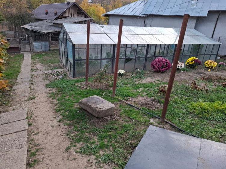 Casa de vanzare . - 1