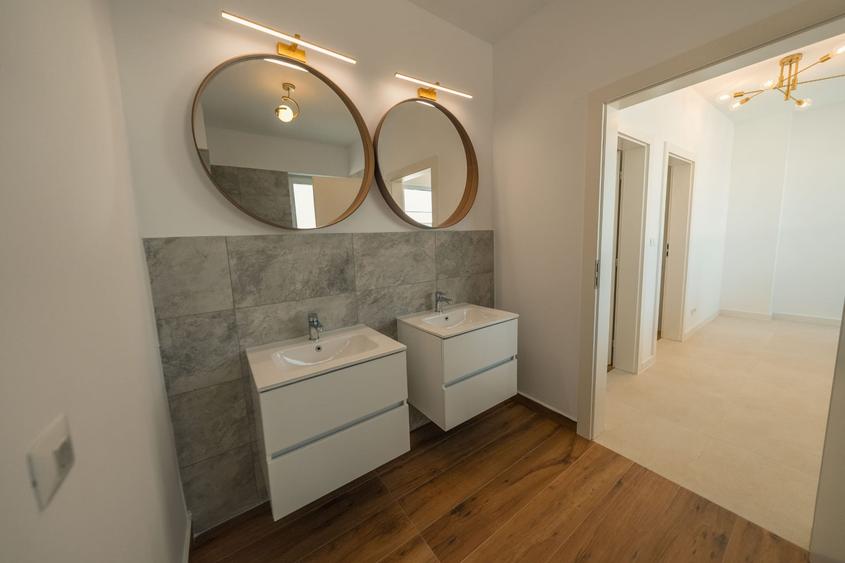 Casa - lux cu curte 3 camere  100mp Pipera Plazza H4L The Village/Metrou Pipera - 6