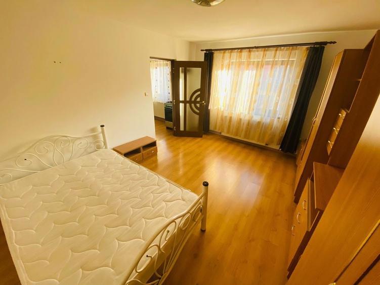 Garsoniera de inchiriat - 35mp / zona centrala - 1