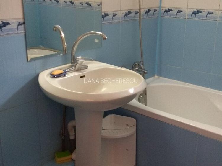 Garsonieră decomandată în Drumul Taberei