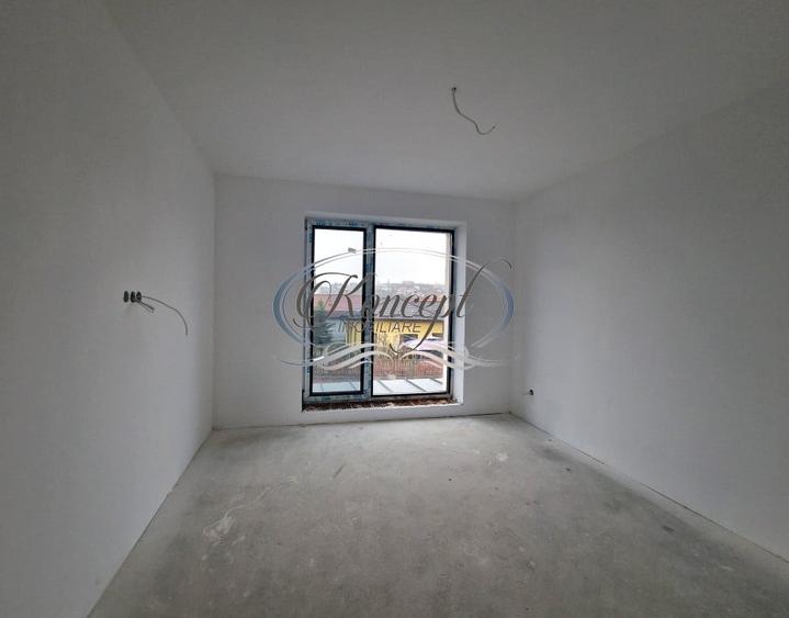 Duplex cu 6 camere cu Canalizare în Feleacu
