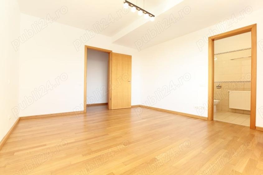 Apartament cu 5 camere decomandat în Herăstrău
