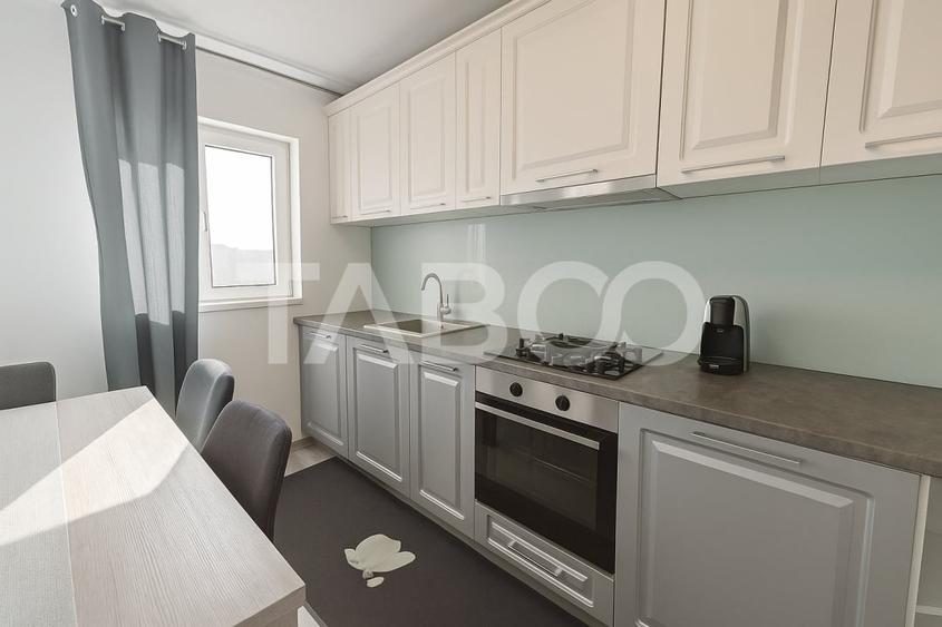 Apartament cu 3 camere decomandat, mobilat în Mihai Viteazul