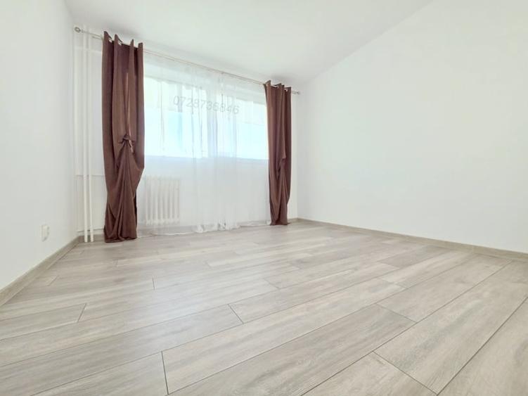 Apartament cu 3 camere decomandat în Drumul Taberei