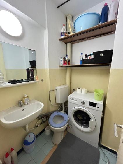 Apartament cu 3 camere decomandat în Alexandru cel Bun