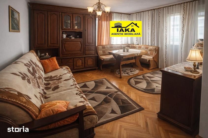 Zona Casa Vacantei, 3 camere, decom., - 1