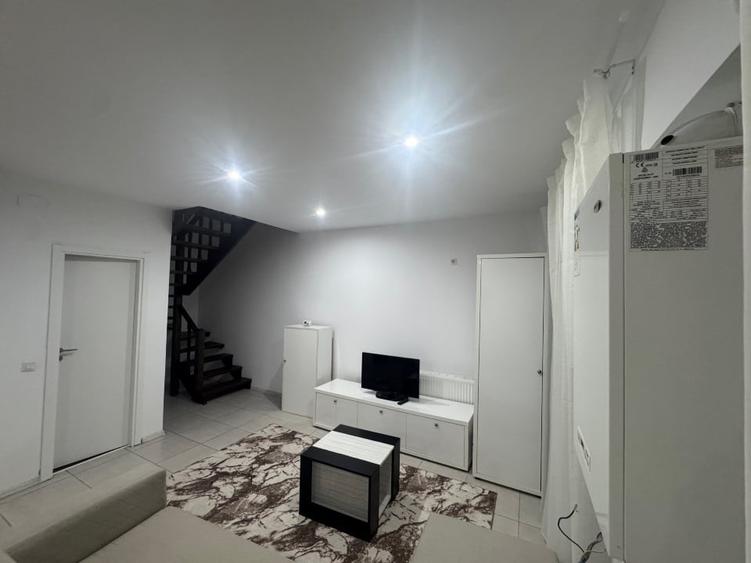 Apartament cu 3 camere, mobilat în Tomis Nord