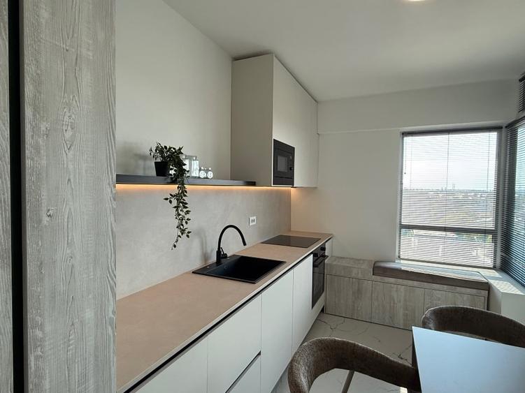 Apartament cu 3 camere decomandat, mobilat în Bucureștii Noi