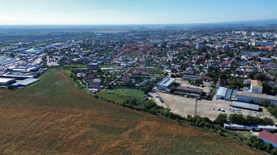 Teren Construcții intravilan de 6000 mp, în Nord-Est