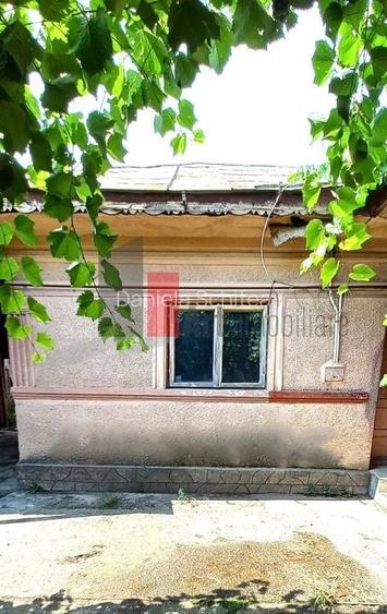Teren 1024 mp+ casă din cărămidă în suprafață de 121 mp