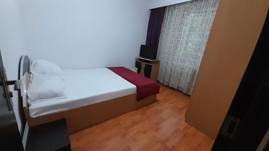 Ofer spre inchiriere apartament 2 camere central decomandat - 3