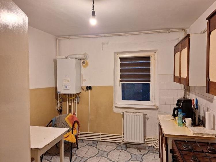 Apartament cu 3 camere decomandat în Inel II - 9
