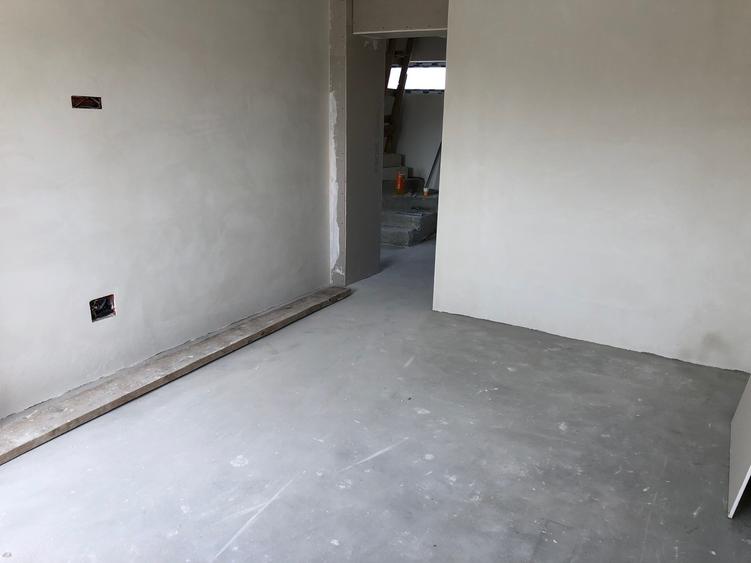 Proiect nou pozitie foarte buna. P+1+M. 5 cam - 24