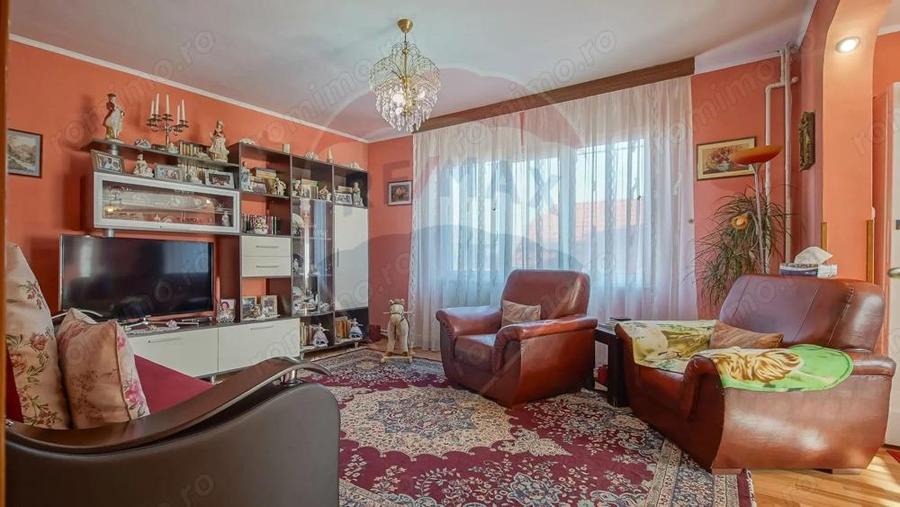 Casa spa?ioasa ?i practica, aproape natura si ora?- Cartier Darste - 11