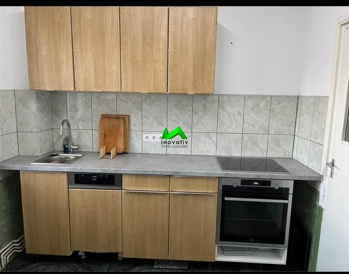 Apartament de vanzare 3 camere zona Vasile Aron - 6