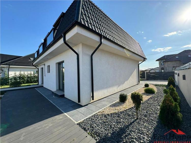 Vila cu piscina P + M in cartier Dr Carnabel - 9