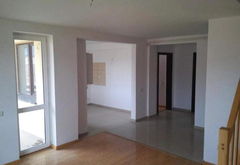 Apartament 4 camere, decomandat - zona Tohanu Nou. - 6