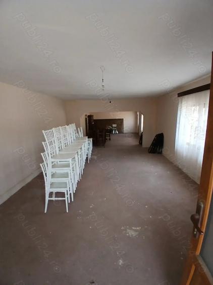 Casa cu teren ?i Anexe - 7