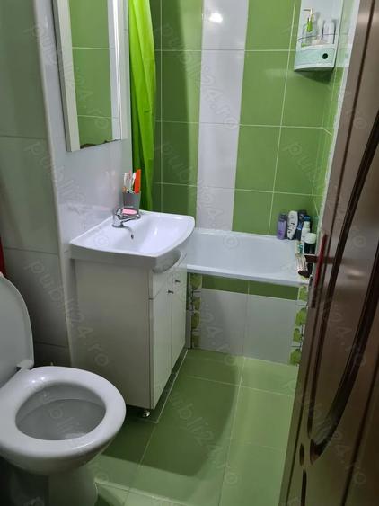 Apartament de vanzare - 4